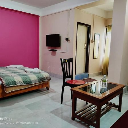 Hotel Diliphu Bomdila エクステリア 写真