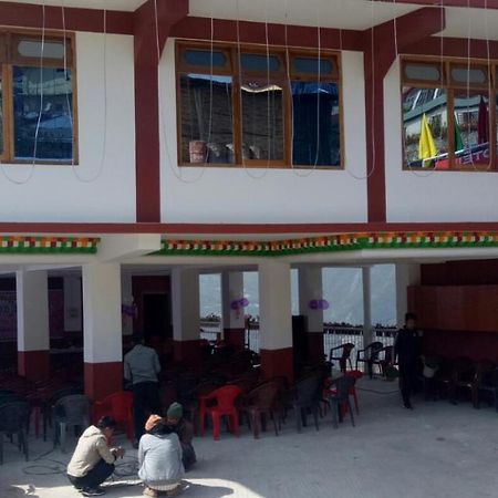 Hotel Diliphu Bomdila エクステリア 写真