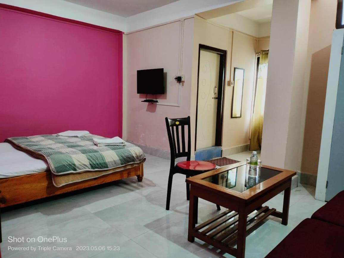 Hotel Diliphu Bomdila エクステリア 写真